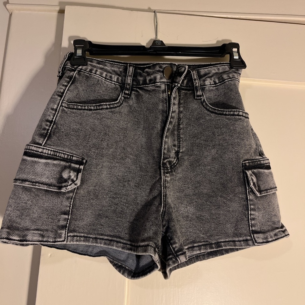Black washed jeans